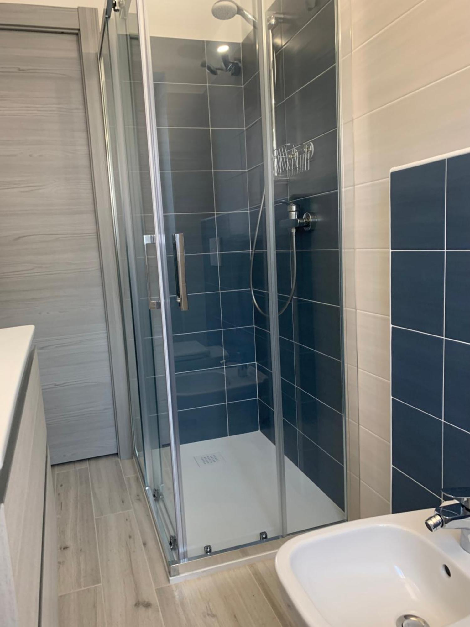 Casa Castellana Apt 1 E Casa Castellana Apt 2 Sala Comacina Ngoại thất bức ảnh