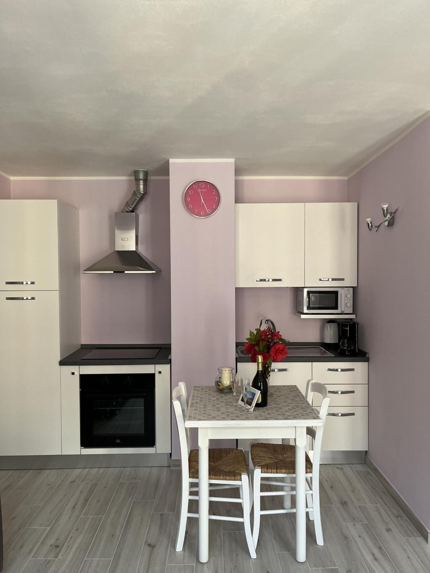 Casa Castellana Apt 1 E Casa Castellana Apt 2 Sala Comacina Ngoại thất bức ảnh